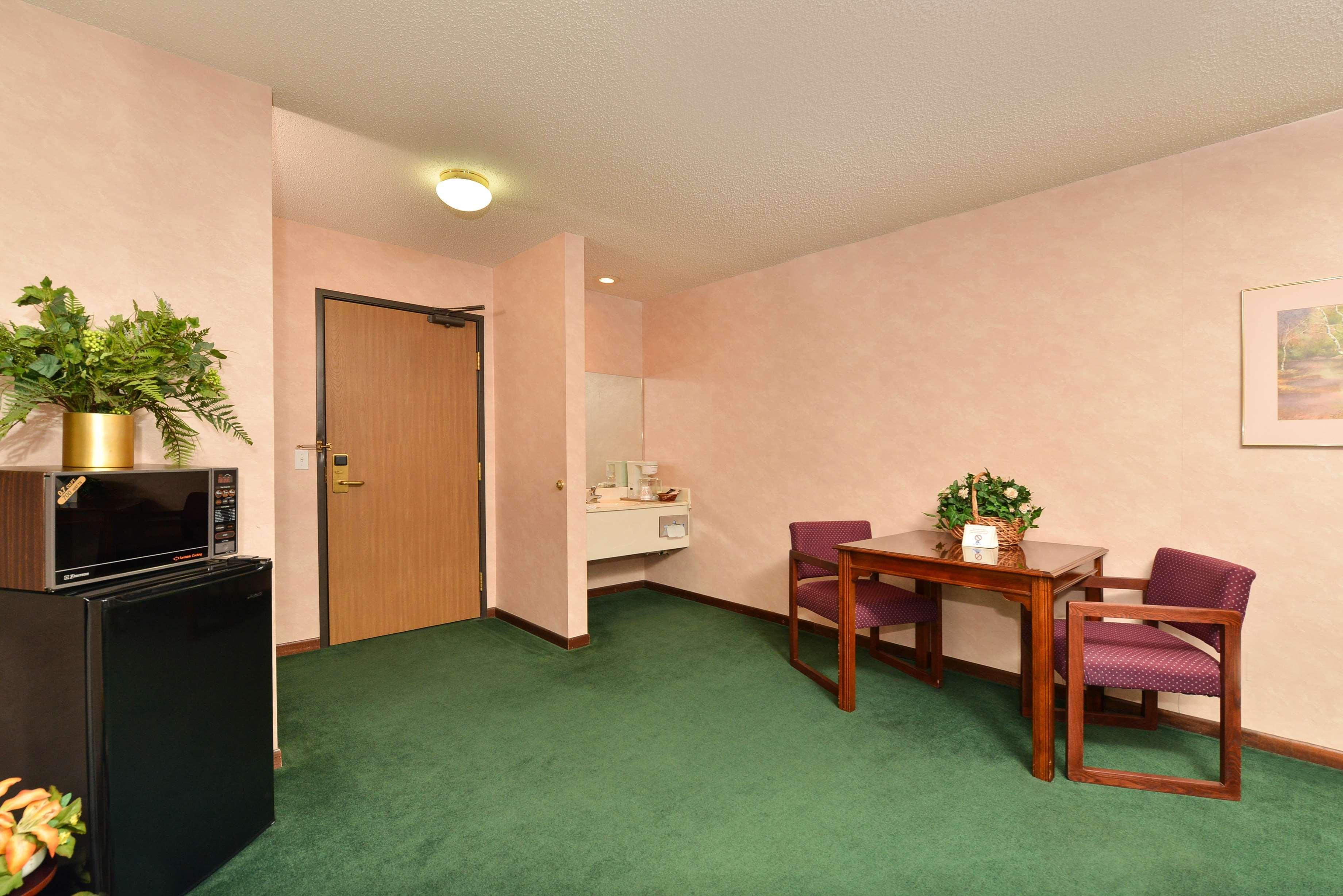 Radisson Hotel Curitiba Dış mekan fotoğraf A typical room at the hotel
