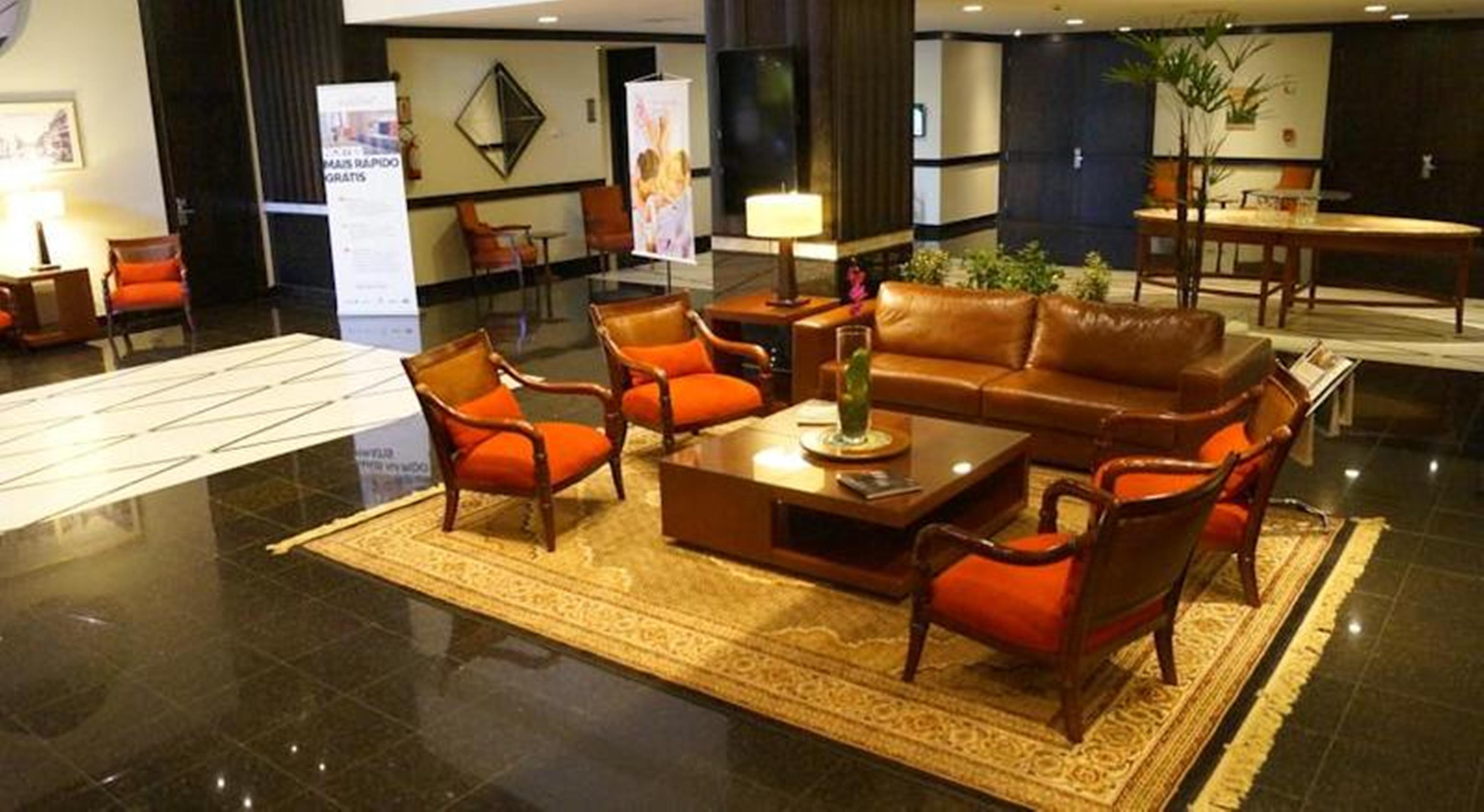 Radisson Hotel Curitiba Dış mekan fotoğraf The lobby of the hotel