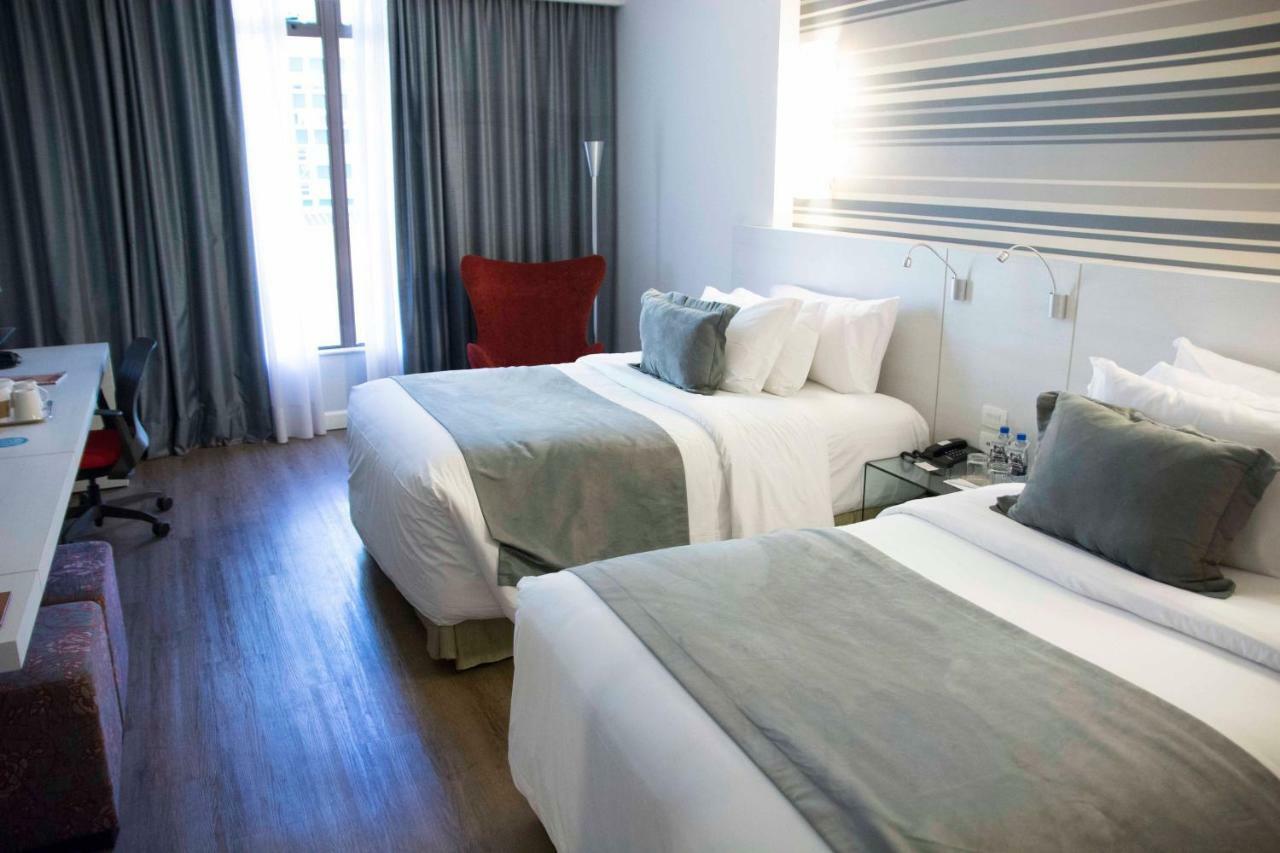 Radisson Hotel Curitiba Dış mekan fotoğraf